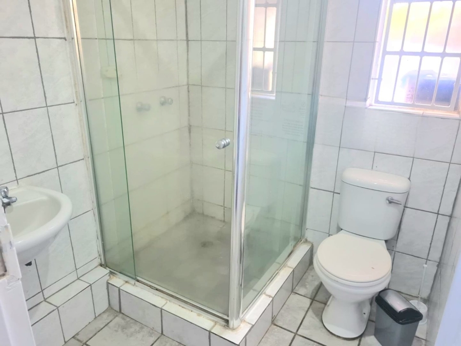 17 Bedroom Property for Sale in Brandwag Free State